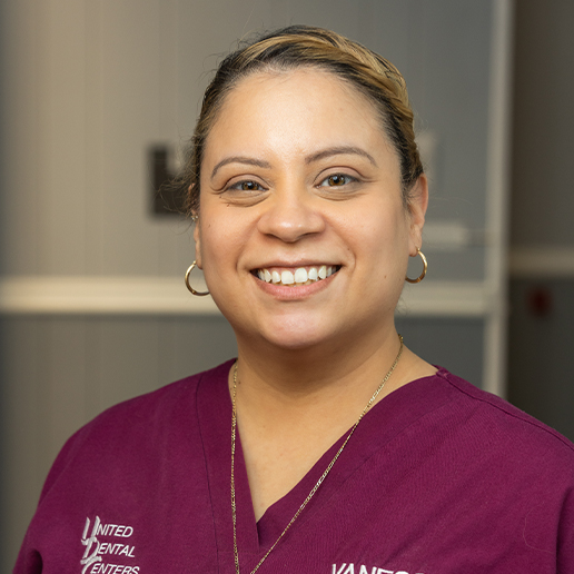 Dental assistant Vanessa